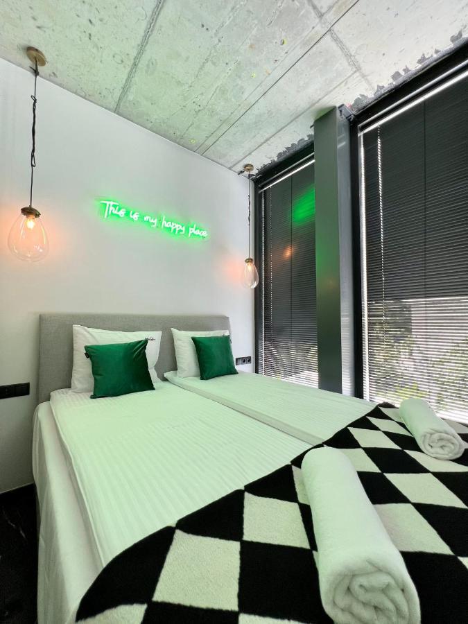 Neon Apartments Σόποτ Εξωτερικό φωτογραφία