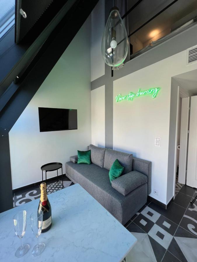Neon Apartments Σόποτ Εξωτερικό φωτογραφία