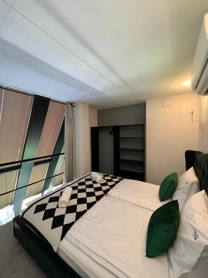 Neon Apartments Σόποτ Εξωτερικό φωτογραφία