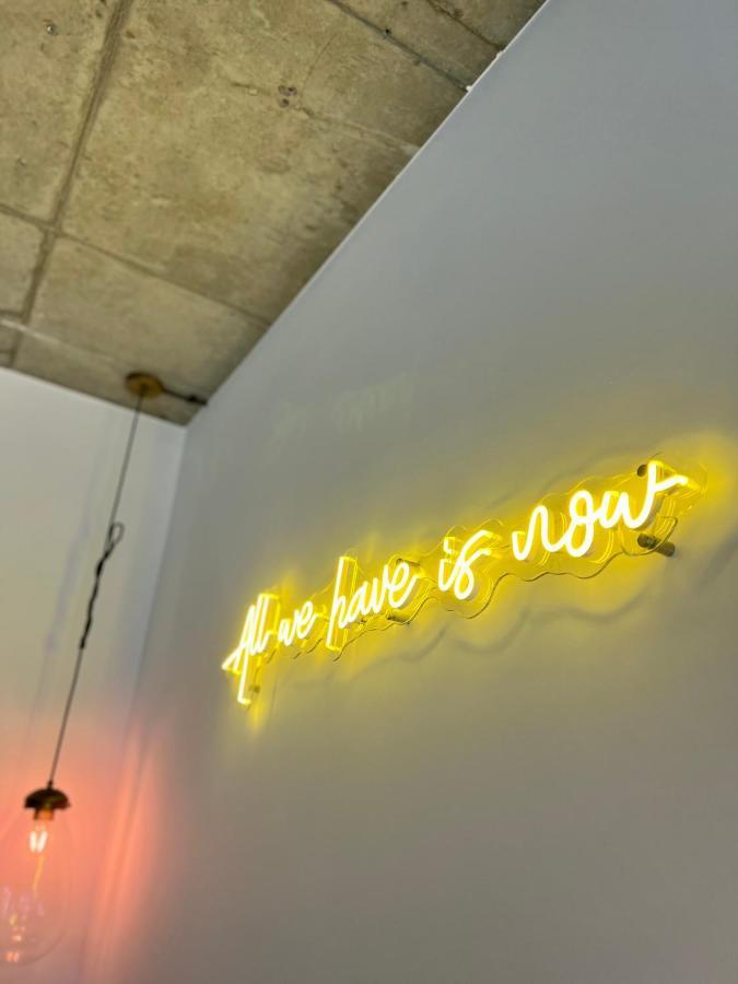 Neon Apartments Σόποτ Εξωτερικό φωτογραφία
